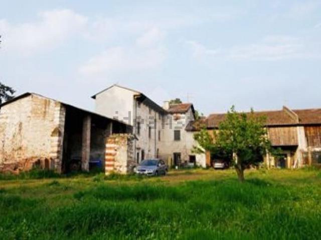 Rustico in vendita a Acquagrossa, San Martino Buon Albergo