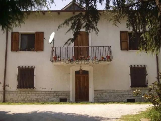 Rustico in vendita a Gualdo, Roncofreddo