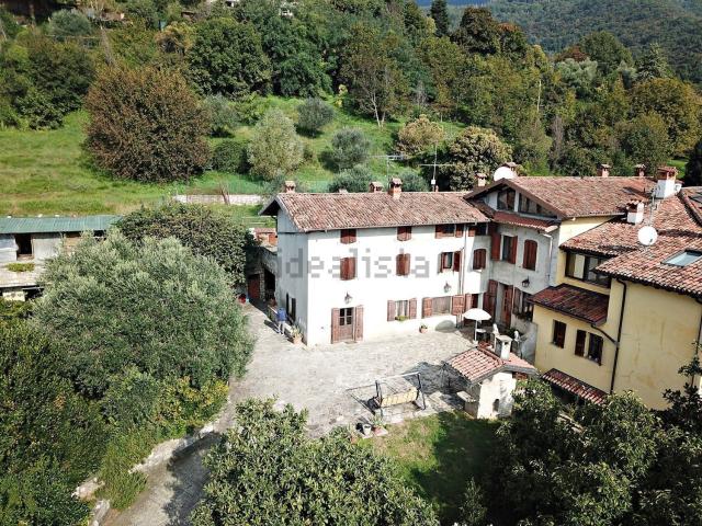 Rustico in vendita a Cenate Sopra, Lombardia
