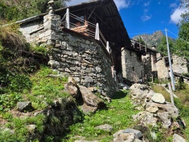 Rustico in vendita a Piemonte, Vercelli