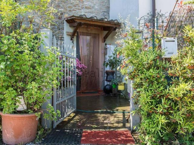 Rustico in vendita a Vicchio, Toscana
