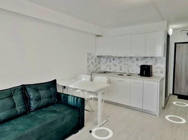 Apartament vânzări în Romani