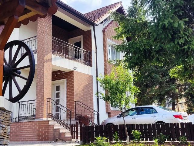 Casă vânzări