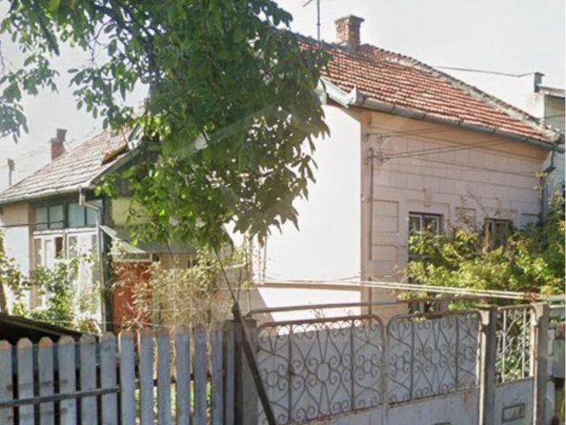 Casă vânzări