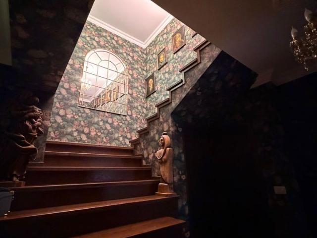 Casă vânzări