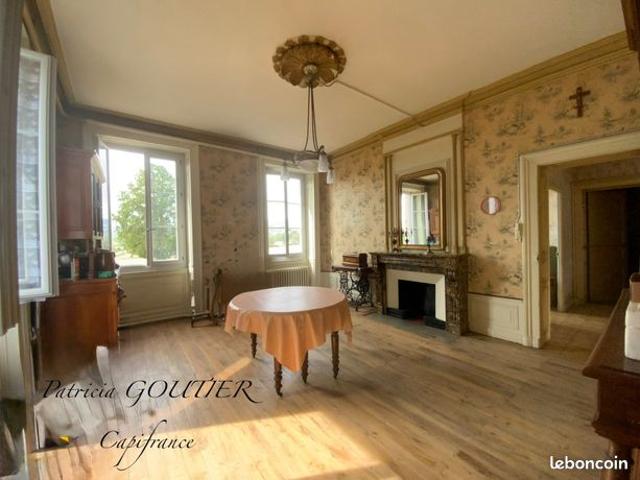 Maison vente à Roanne, Saint-forgeux-lespinasse