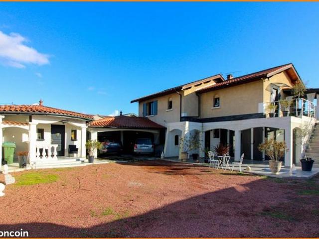 Maison vente à Bourg-en-Bresse, La Boisse
