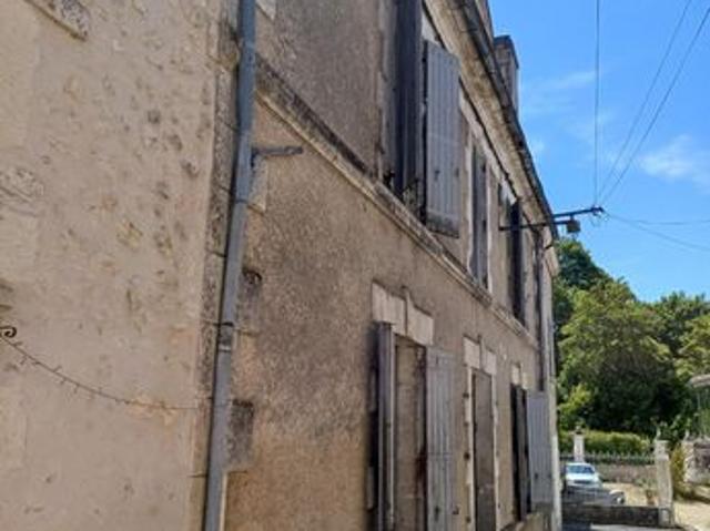 Maison vente à Nontron, Chaleix