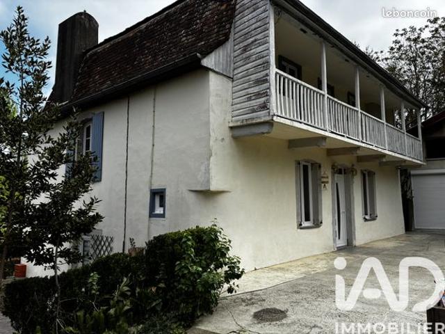Maison vente à Oloron-Sainte-Marie, Salies-de-béarn
