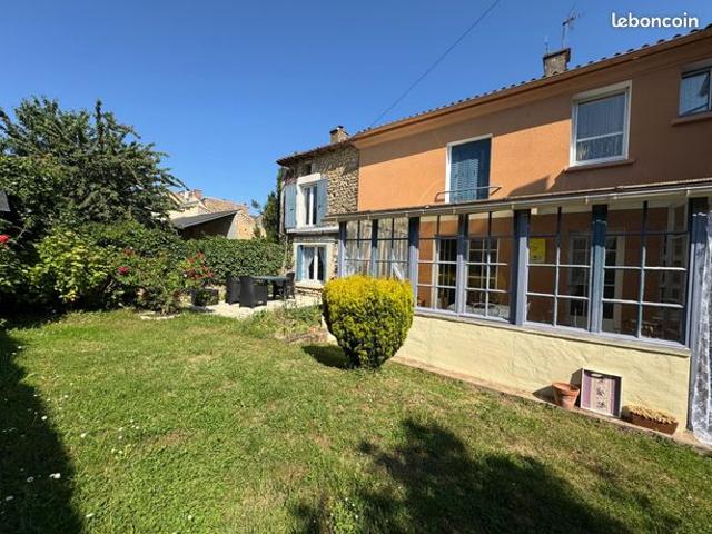 Maison vente à Parthenay, Saint-loup-lamairé