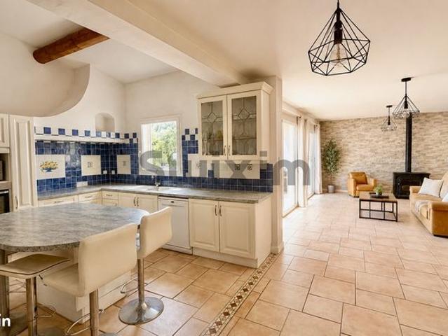 Maison vente à Nîmes, Goudargues
