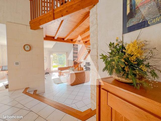 Maison vente à Saintes
