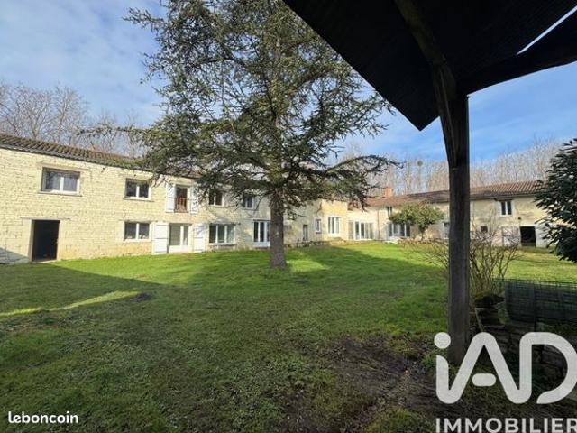 Maison vente à Châtellerault, Monts-sur-guesnes