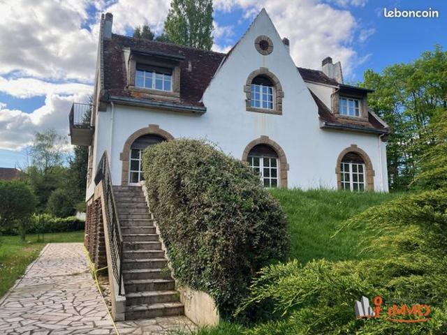 Maison vente à Auxerre, Saint-sauveur-en-puisaye