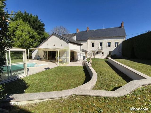 Maison vente à Saint-Amand-Montrond, Cours-les-barres