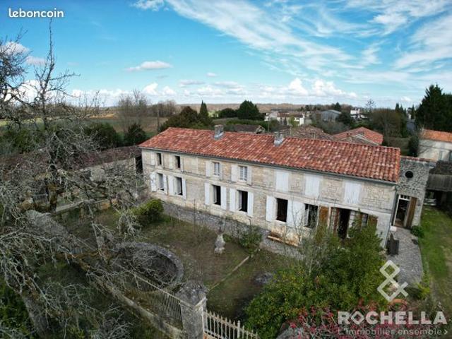 Maison vente à Saintes, Ecoyeux