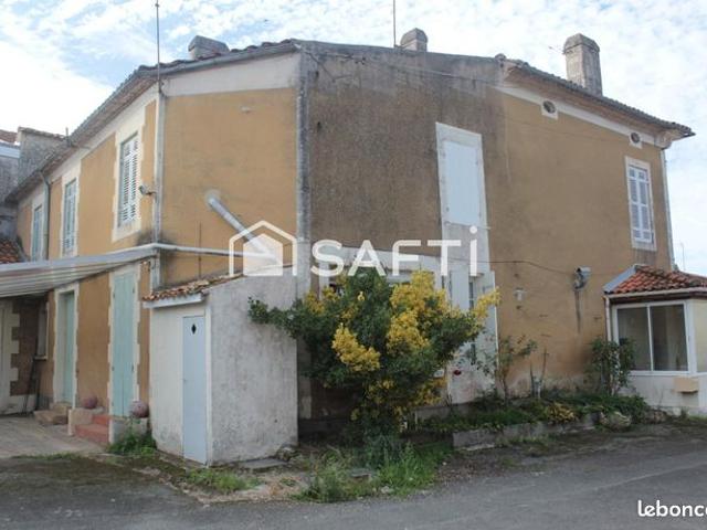 Maison vente à Jonzac, Saint-bonnet-sur-gironde