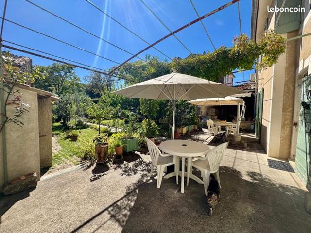 Maison vente à Céreste-en-Luberon, Alpes-de-Haute-Provence