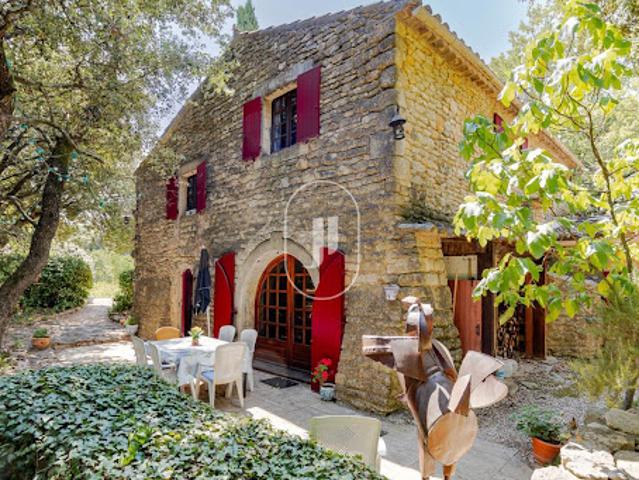 Maison vente à Apt, Lacoste