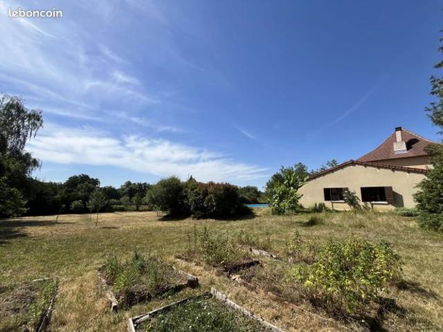 Maison vente à Nontron, Saint-jory-de-chalais