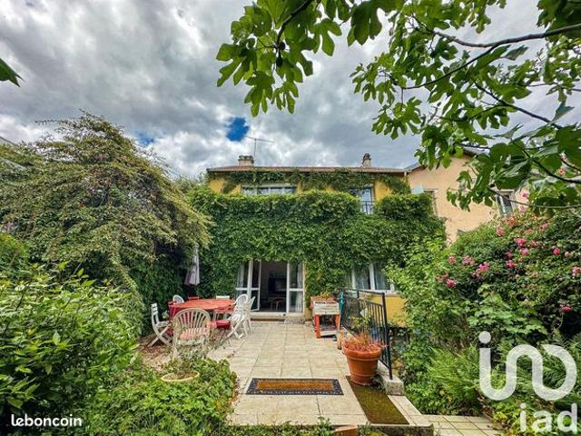 Maison vente à Sèvres