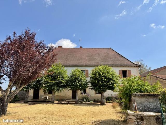 Maison vente à Charolles, La Clayette