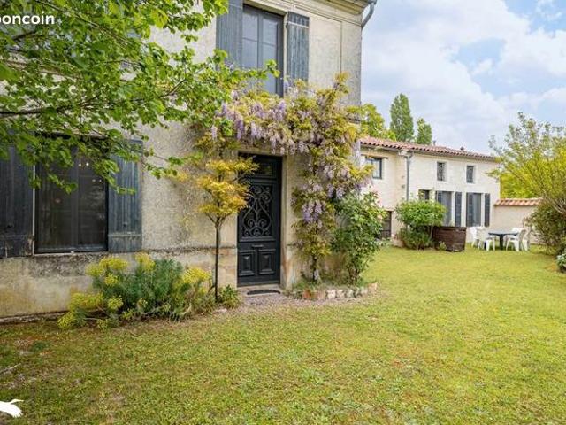Maison vente à Saintes, Saint-sever-de-saintonge