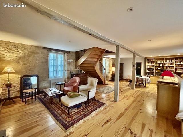 Maison vente à Gourdon, Nadaillac-de-rouge