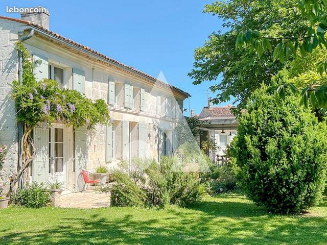 Maison vente à Saintes, Saint-georges-des-coteaux