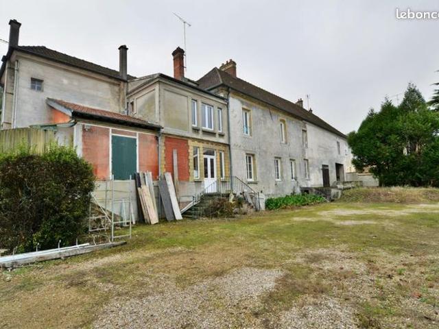 Maison vente à Meaux, Saint-jean-les-deux-jumeaux