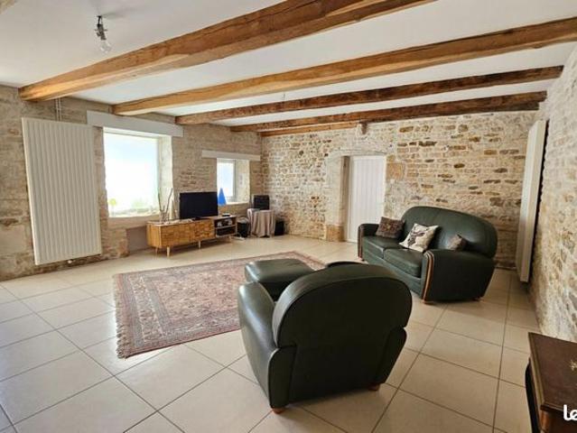 Maison vente à Aiffres, Deux-Sèvres