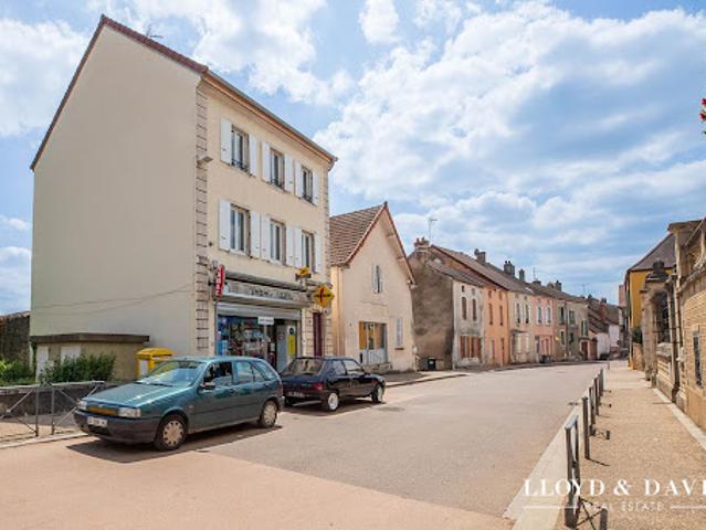 Maison vente à Beaune, Santenay