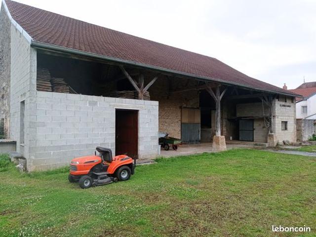Maison vente à Montbard, Villaines-en-duesmois