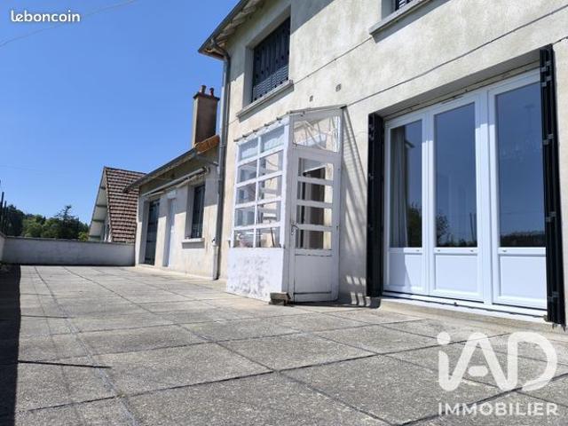 Maison vente à Aubusson, Crocq