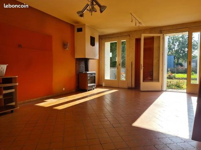 Maison vente à Saintes, Semussac