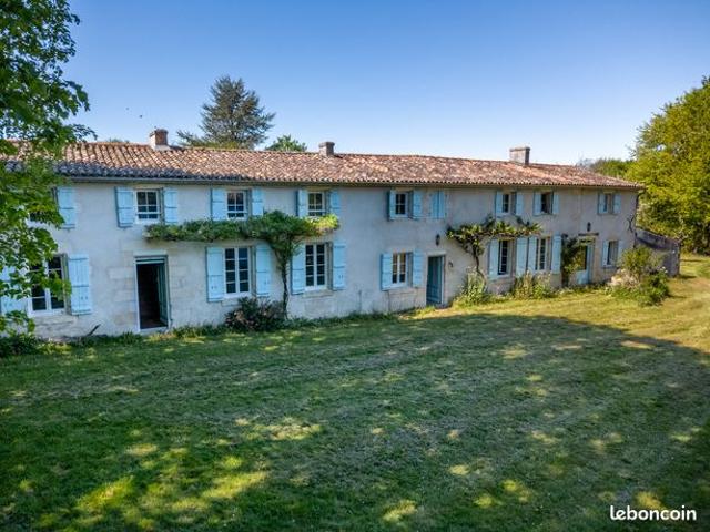 Maison vente à Saintes, Corme-royal