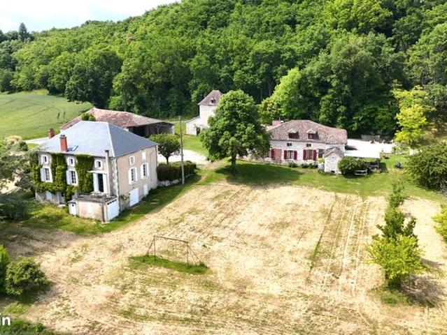 Maison vente à Hautefage-la-tour