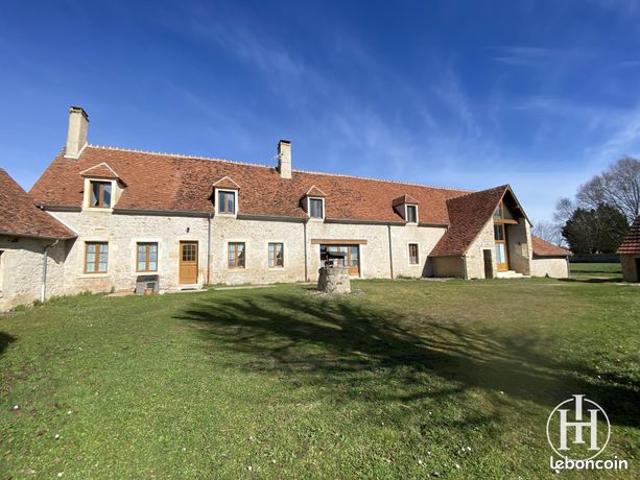 Maison vente à Saint-Amand-Montrond, Charenton-du-cher