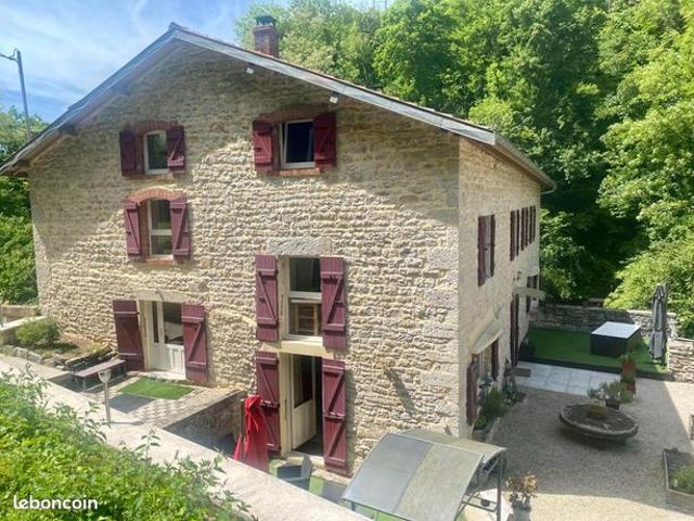 Maison vente à Lons-le-Saunier, Saint-amour