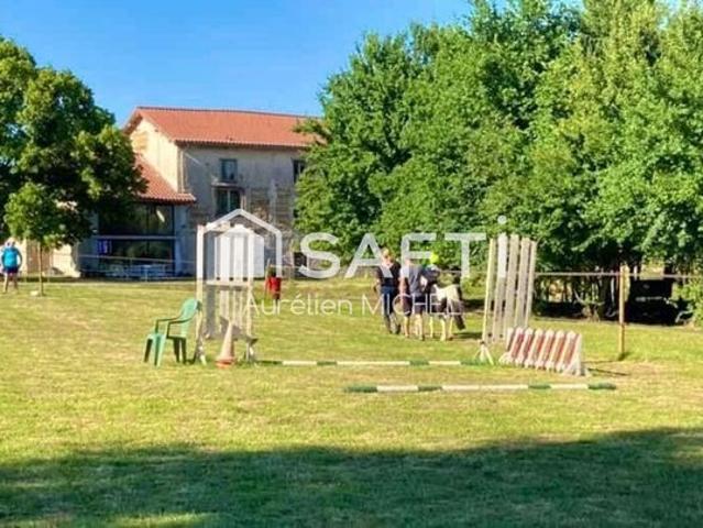 Maison vente à Lons-le-Saunier, Bourgogne-Franche-Comté