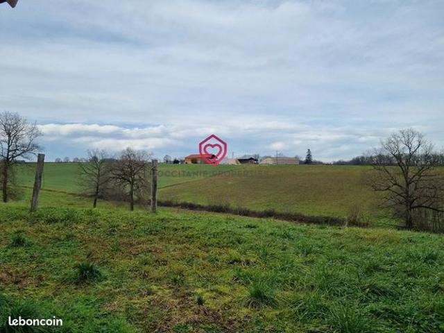 Maison vente à Mirande, Sère