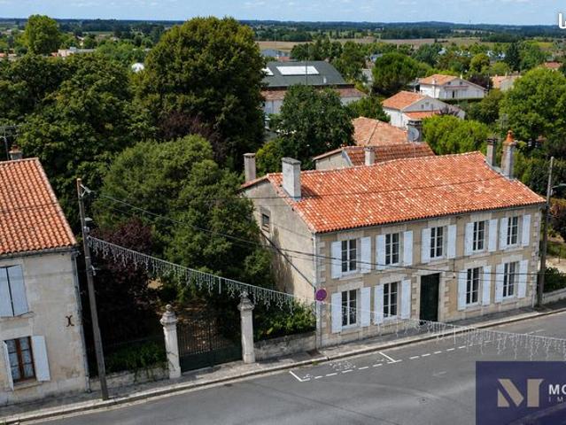 Maison vente à Barbezieux-Saint-Hilaire, Charente