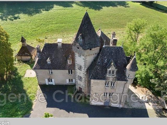Maison vente à Saint-Chamant, Cantal