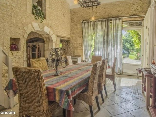 Maison vente à Saintes, Jazennes
