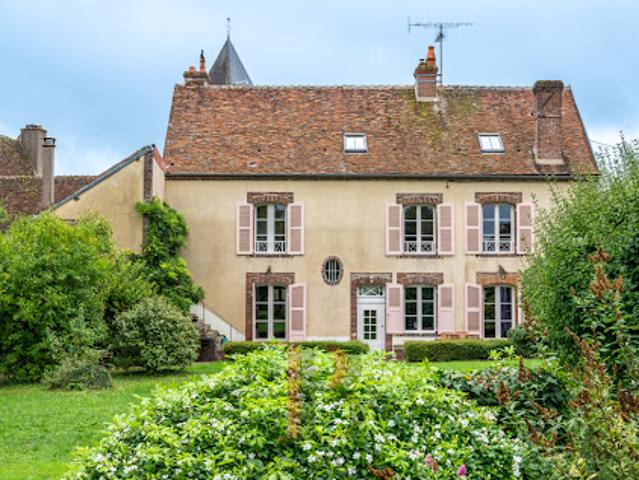 Maison vente à Auxerre, Saint-sauveur-en-puisaye