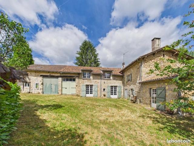 Maison vente à Nontron, Abjat-sur-bandiat