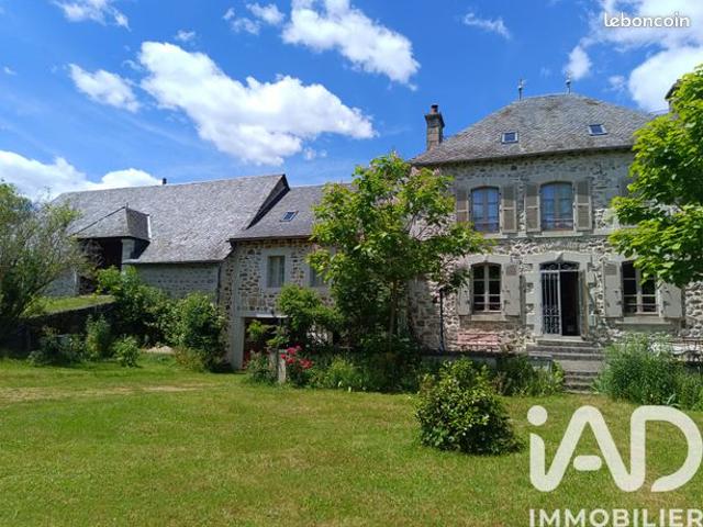 Maison vente à Mauriac, Vebret