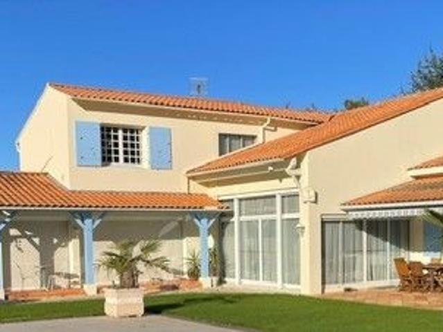Maison vente à Jonzac, Saint-germain-de-lusignan