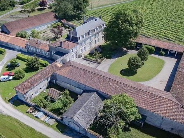 Maison vente à Cognac
