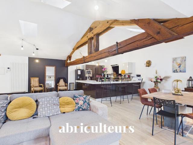 Maison vente à Saint-Jean-d'Angély, Saint-savinien